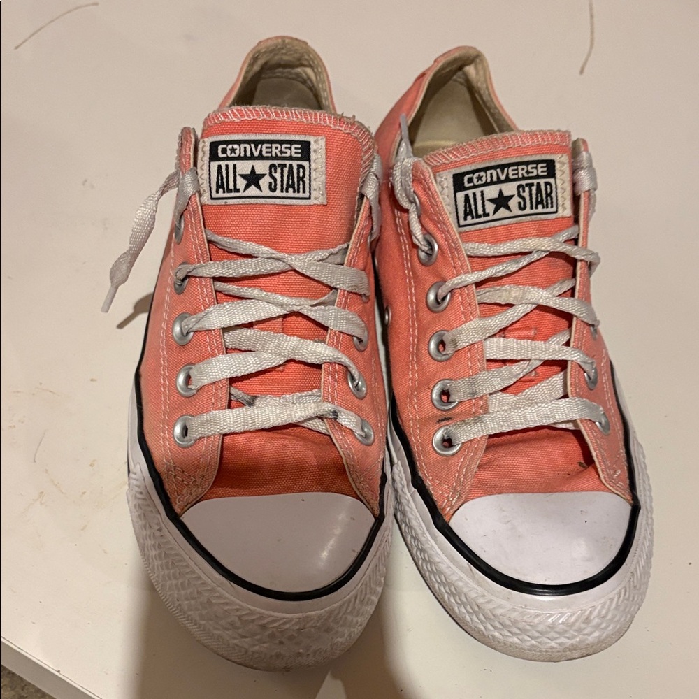 Converse Women's Coral Sneakers